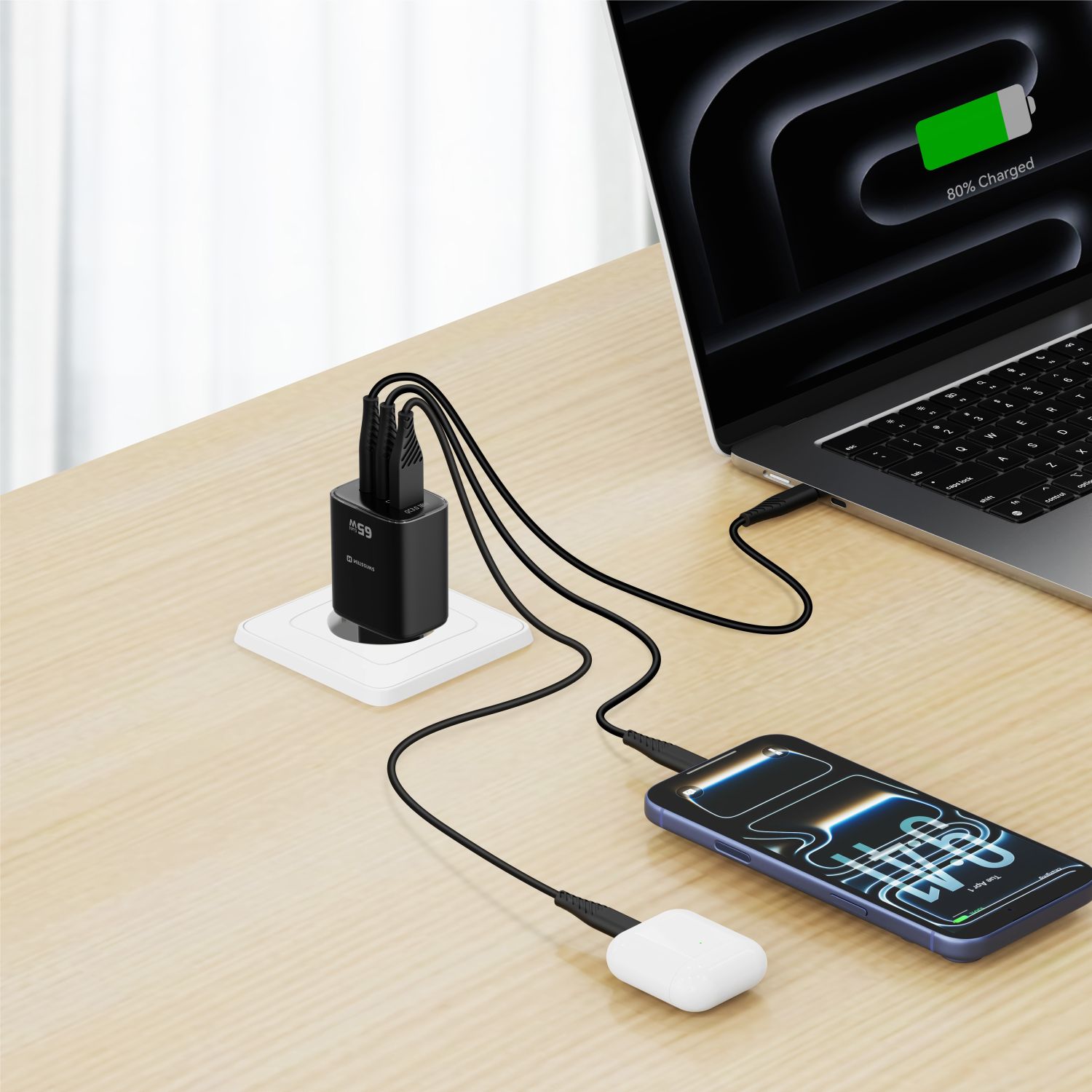 SWISSTEN GaN Síťová nabíječka 2x USB-C 65W PD + USB-A 18W černá