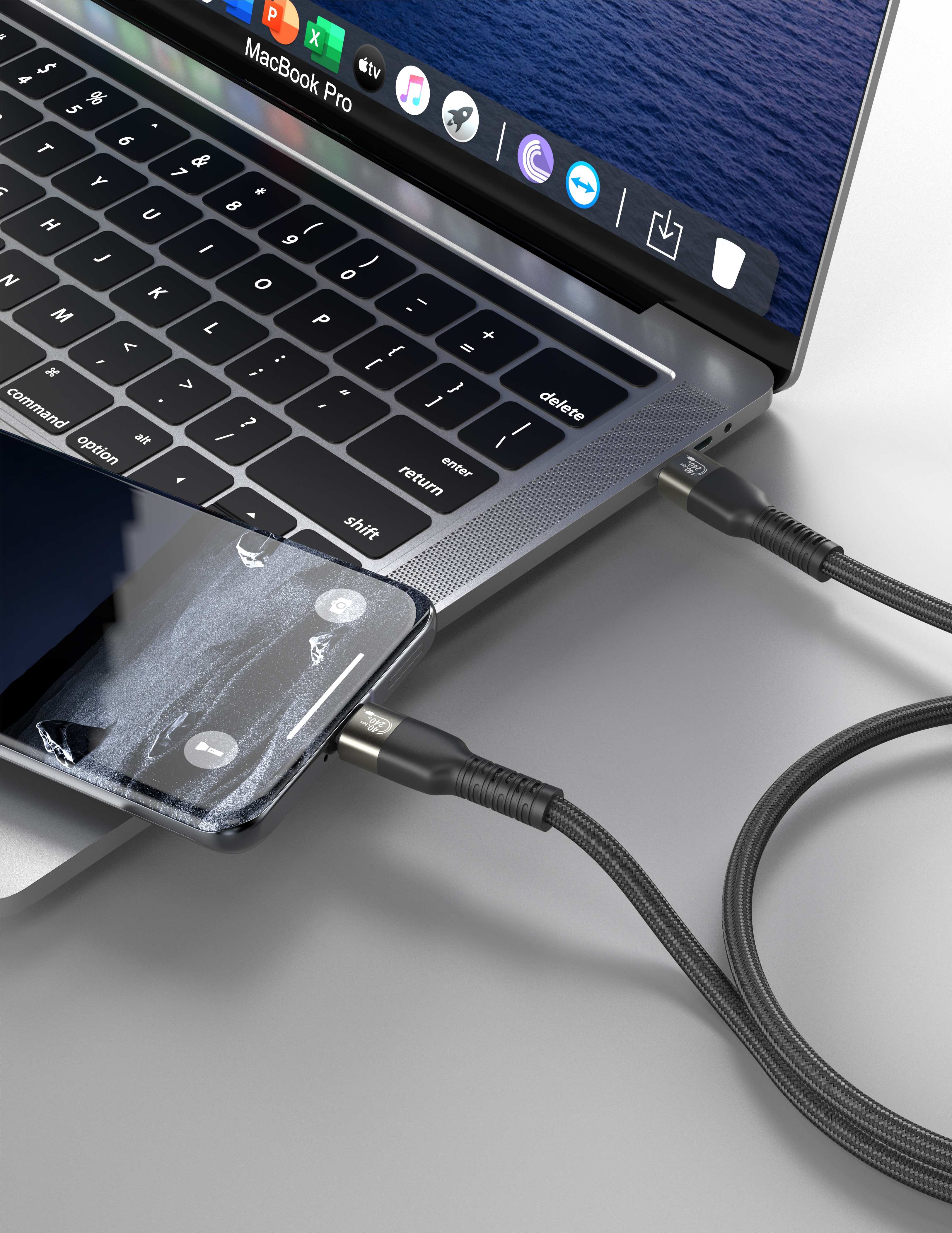 SWISSTEN Datový a video kabel USB 4.0 USB-C - USB-C 240W s podporou 8K@60Hz 40Gb/s TB3 a TB4 1,5m černý